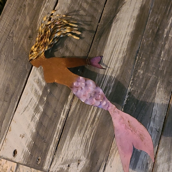 MERMAID METAL WINDOW HANGING.SPARKLES - Picture 9 of 16